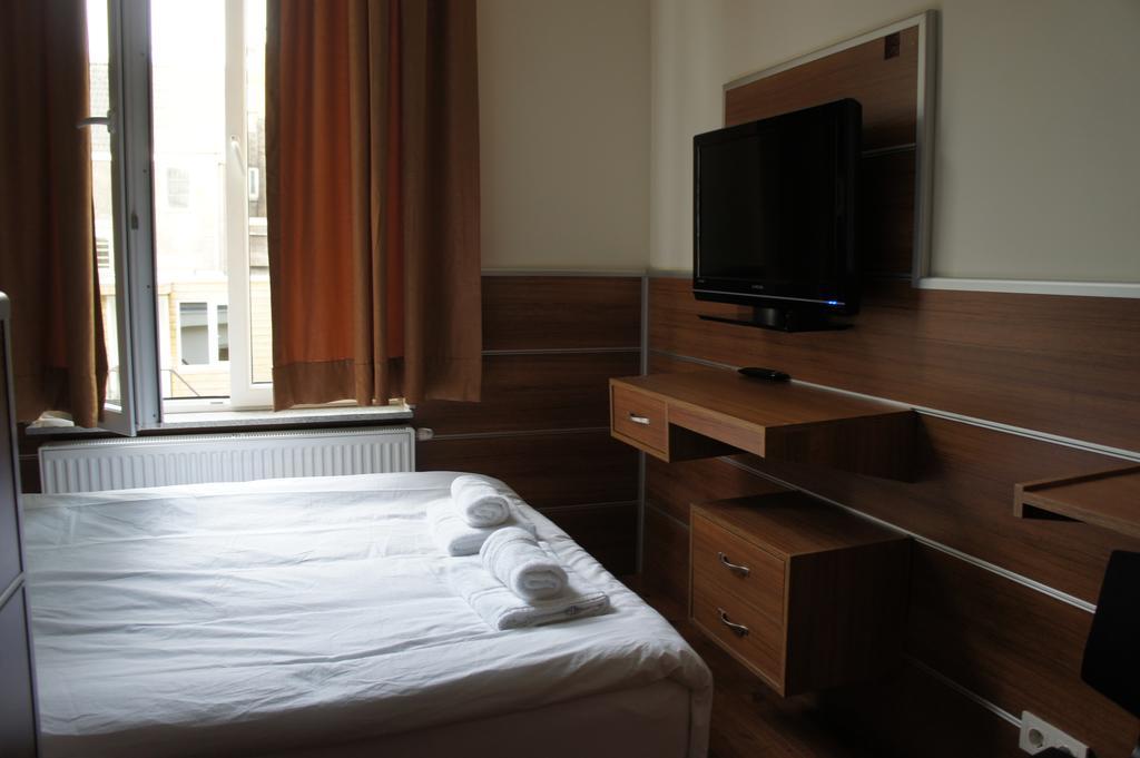 Hotel Erasmus ロッテルダム 部屋 写真