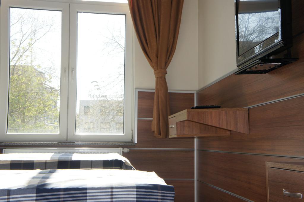 Hotel Erasmus ロッテルダム 部屋 写真