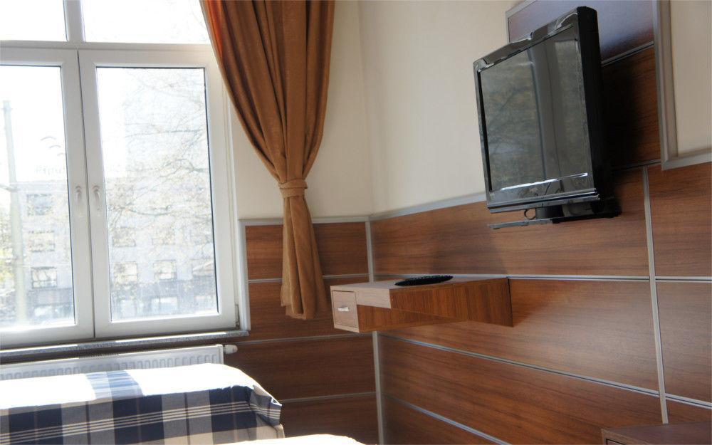 Hotel Erasmus ロッテルダム エクステリア 写真