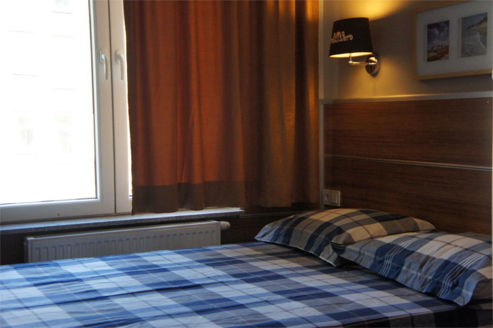 Hotel Erasmus ロッテルダム エクステリア 写真